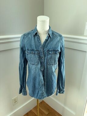 Express Chambray Button Down Shirt | Light Wash Denim Top | XS
